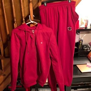 Brand new never worn size large champion outfit